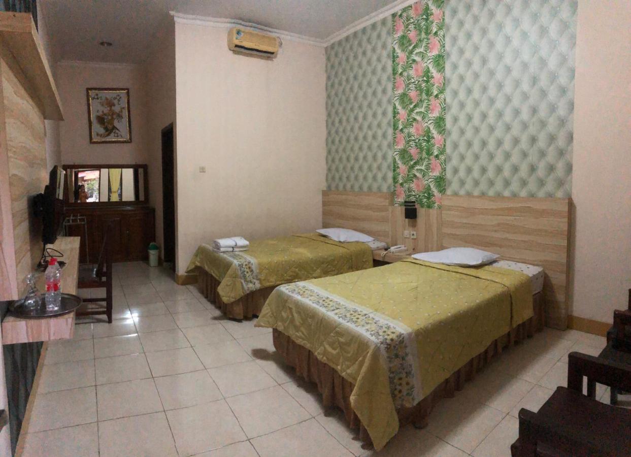 Grafika Hotel Dan Resto Gombong  Dış mekan fotoğraf